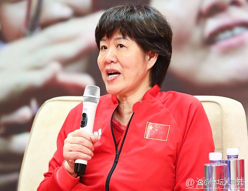 反转？重回女排执教？郎平发声，官宣决定，赖亚文等到，赵勇看懂